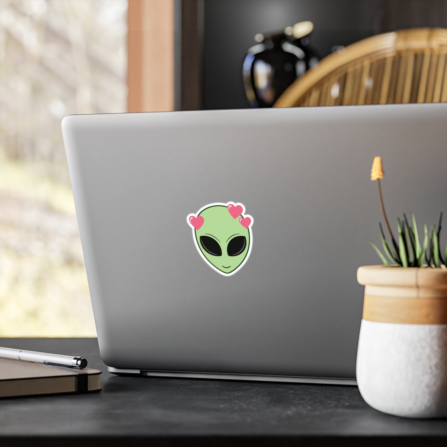 Alien In Love Kiss-Cut Vinyl Decal Sticker [Saved By My Alien Husband Merch]